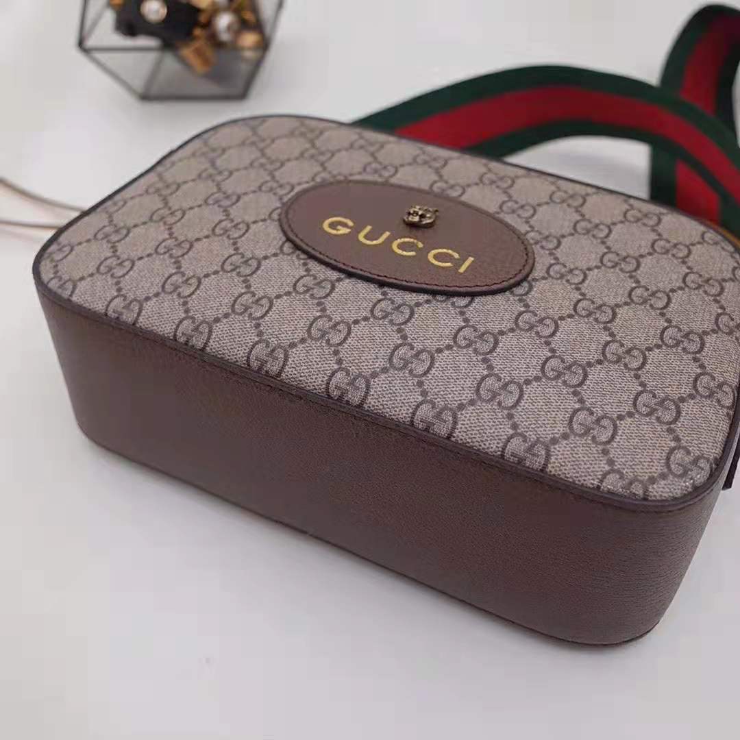 G*u*i gg women gg supreme messenger bag in beige/ebony gg supreme canvas