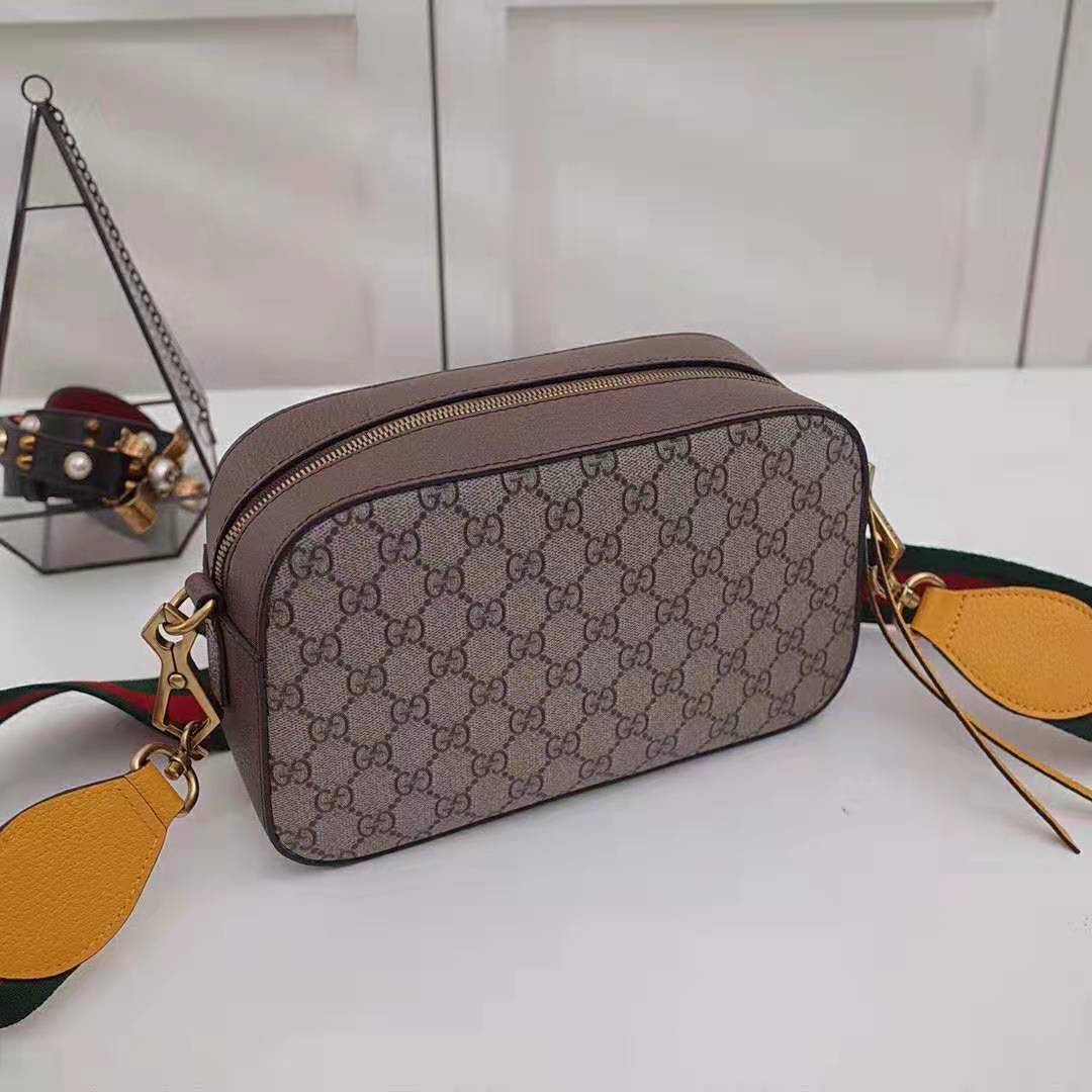G*u*i gg women gg supreme messenger bag in beige/ebony gg supreme canvas