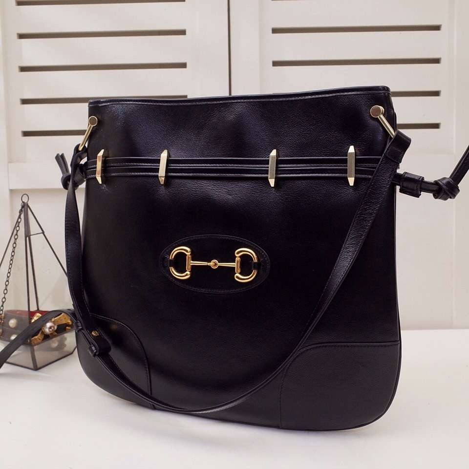 G*u*i gg women G*u*i 1955 horsebit messenger bag in black soft leather