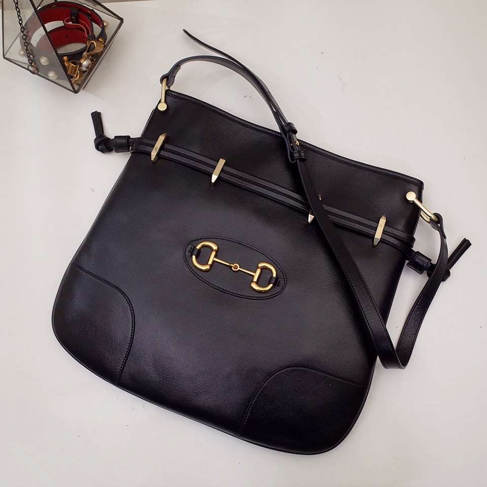G*u*i gg women G*u*i 1955 horsebit messenger bag in black soft leather