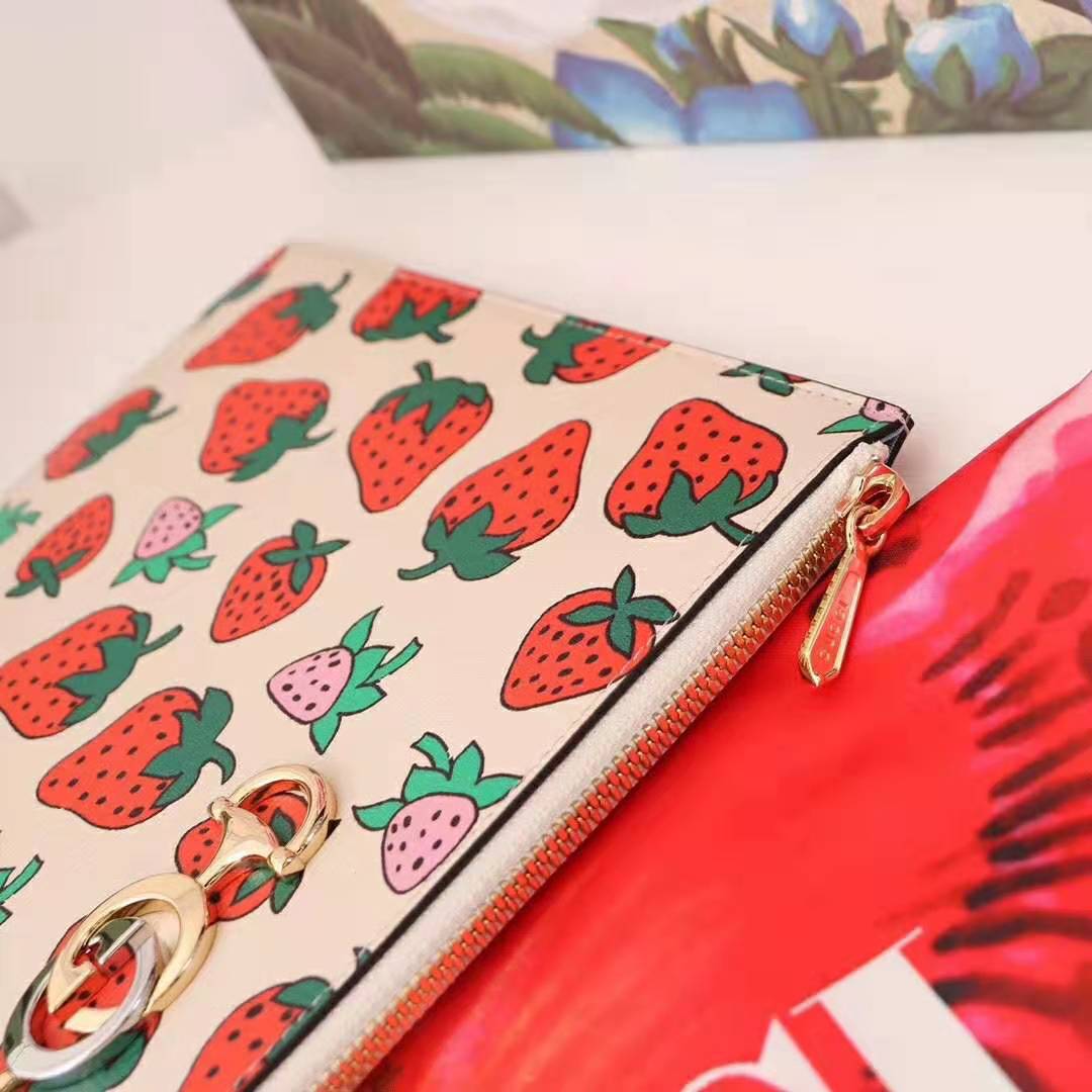 G*u*i gg women G*u*i zumi strawberry print pouch in ivory leather