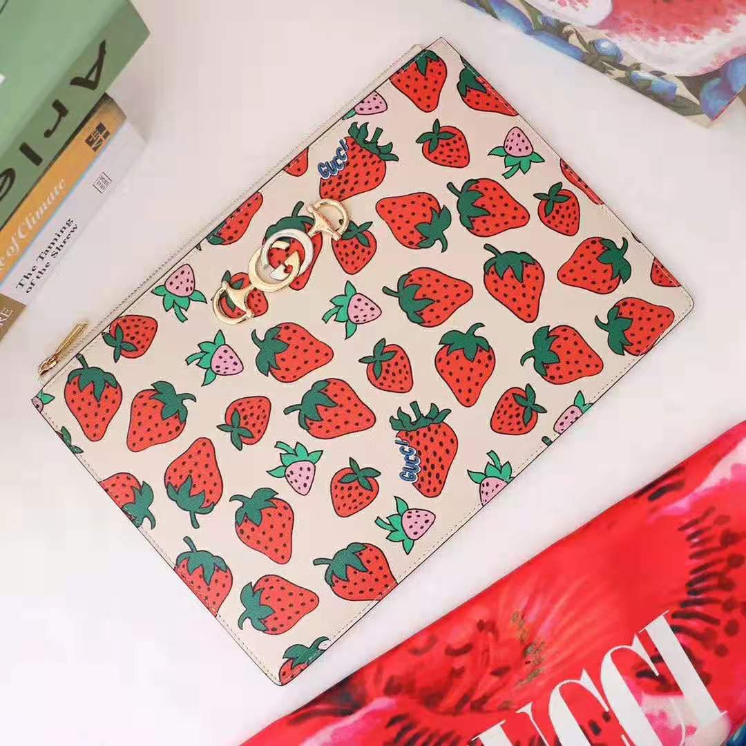 G*u*i gg women G*u*i zumi strawberry print pouch in ivory leather