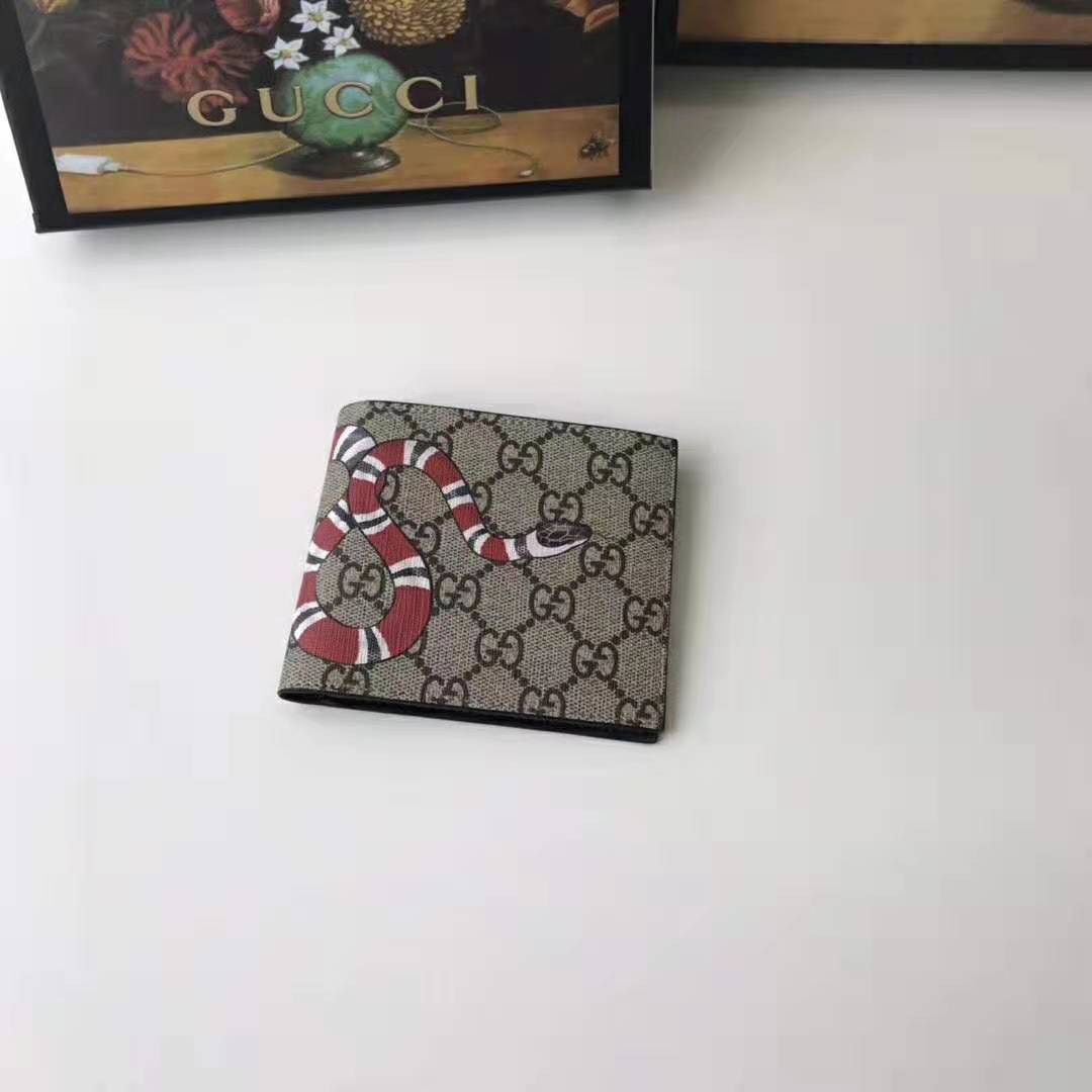 G*u*i gg men kingsnake print gg supreme wallet in beige/ebony gg supreme canvas