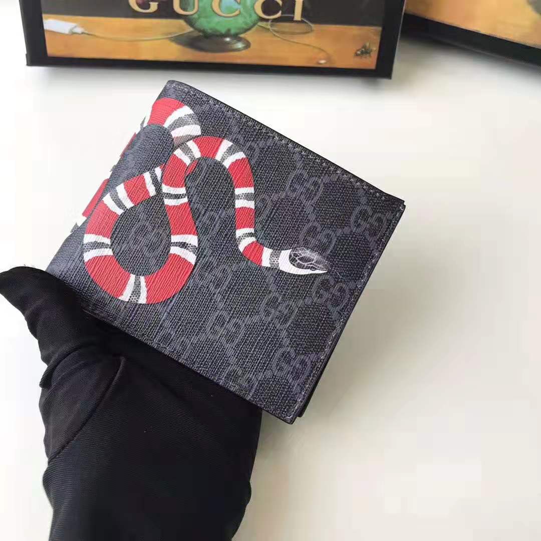 G*u*i gg men kingsnake print gg supreme wallet in black/grey gg supreme canvas
