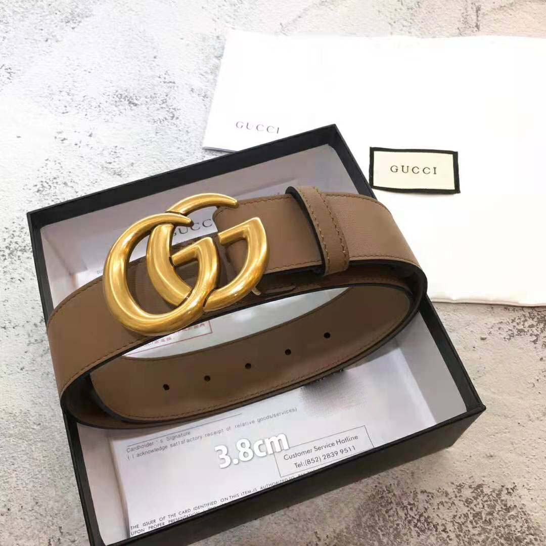 G*u*i unisex G*u*i leather belt with double g buckle in cuir color leather
