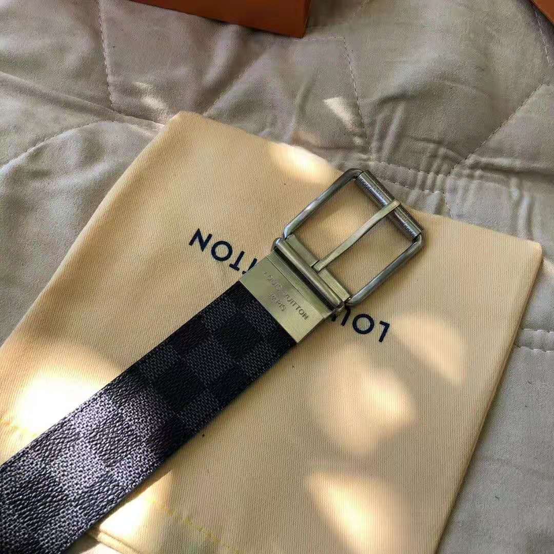 Louis Vuitton LV Unisex Damier Print 40mm Reversible Belt in Damier Canvas-Blue