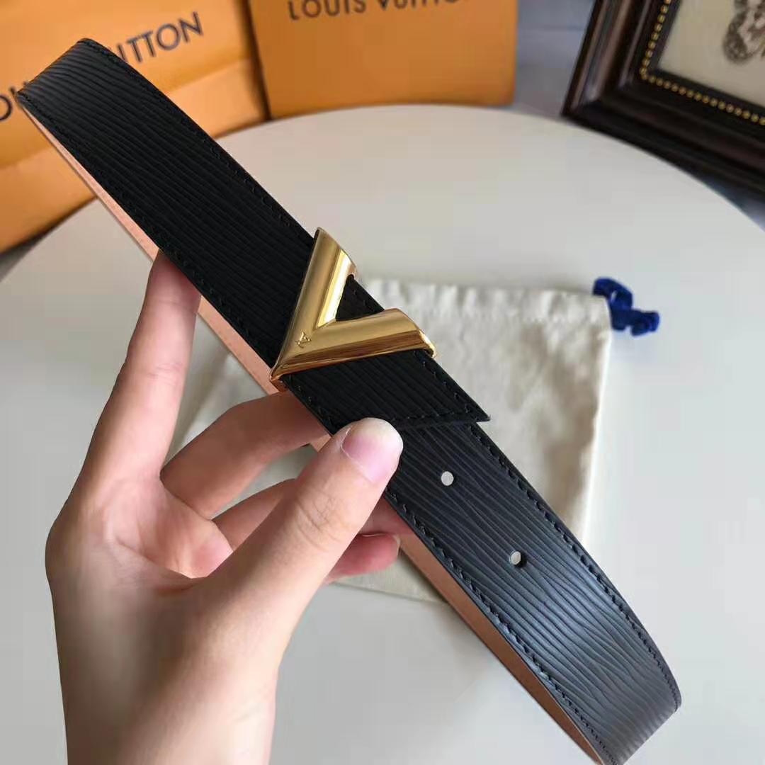 Louis Vuitton LV Unisex Essential V 30mm Belt in Epi Calf Leather-Black