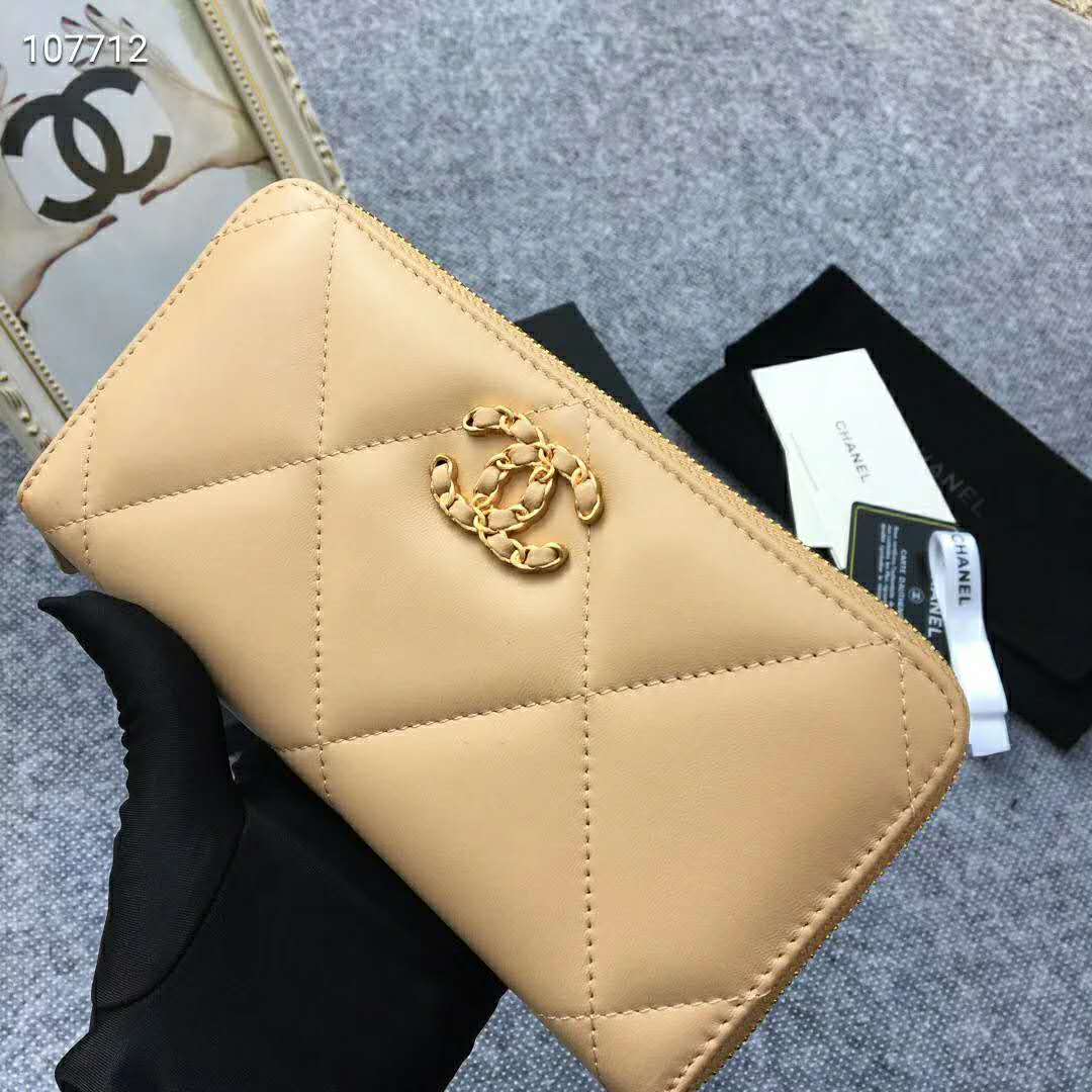 Chanel Women Chanel 19 Long Zipped Wallet Lambskin Leather-Beige Lambskin