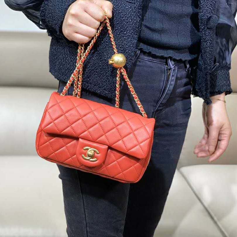 Chanel Women Mini Flap Bag in Lambskin Leather-Black