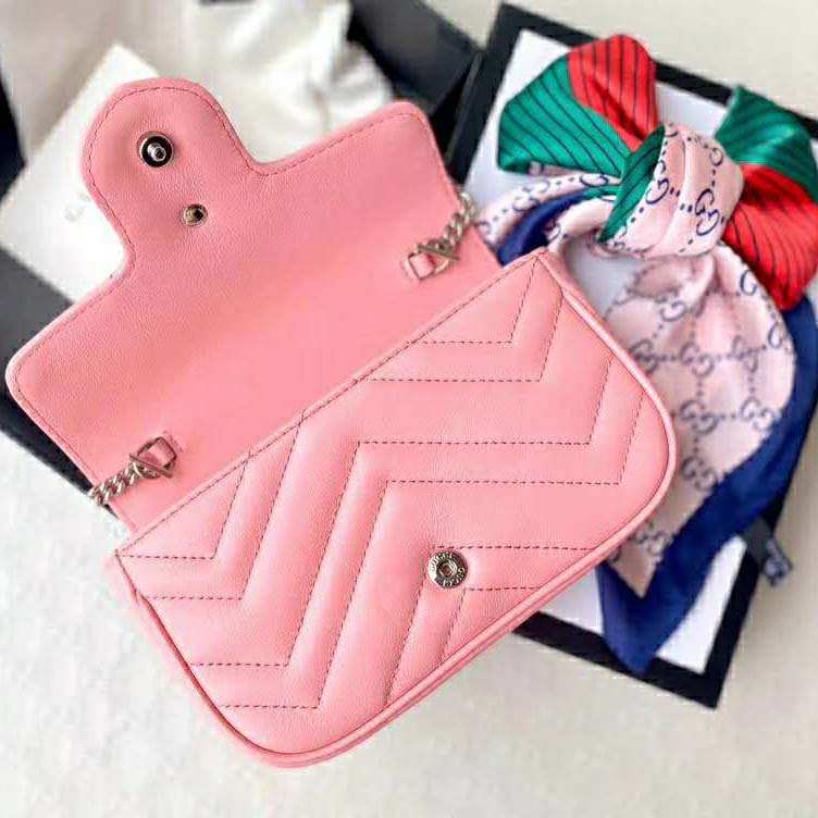 G*u*i gg women gg marmont super mini bag pink matelassé chevron