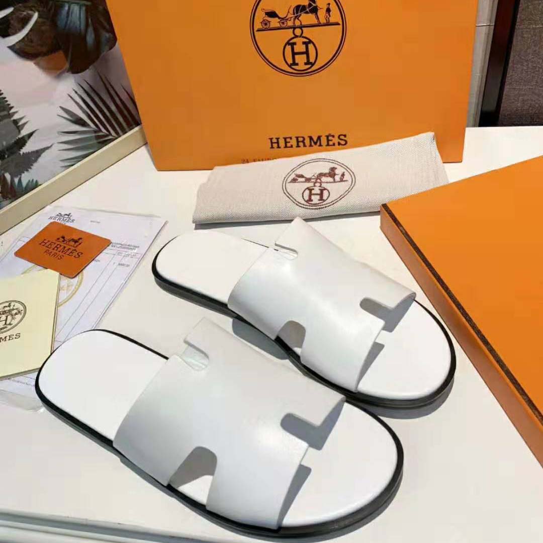 Hermes Unisex Izmir Sandal in Calfskin with Iconic “H”-White