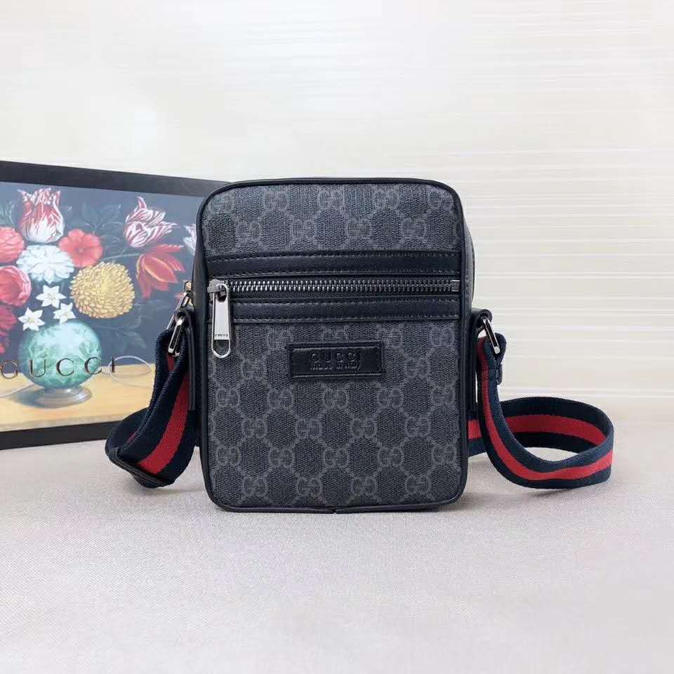 G*u*i gg men gg black messenger gg supreme canvas