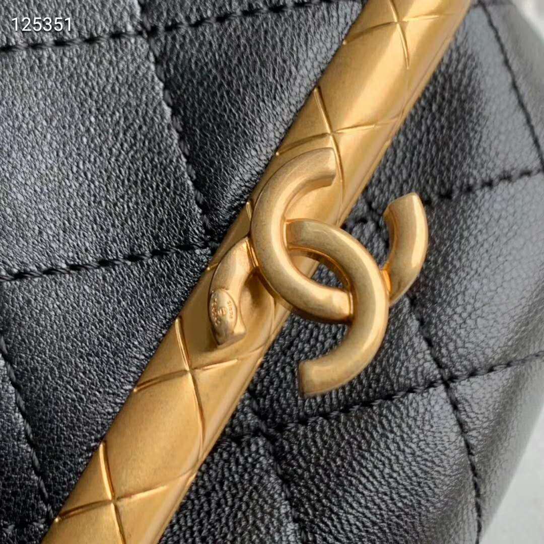 Chanel Women Small Kiss-Lock Bag Lambskin & Gold-Tone Metal