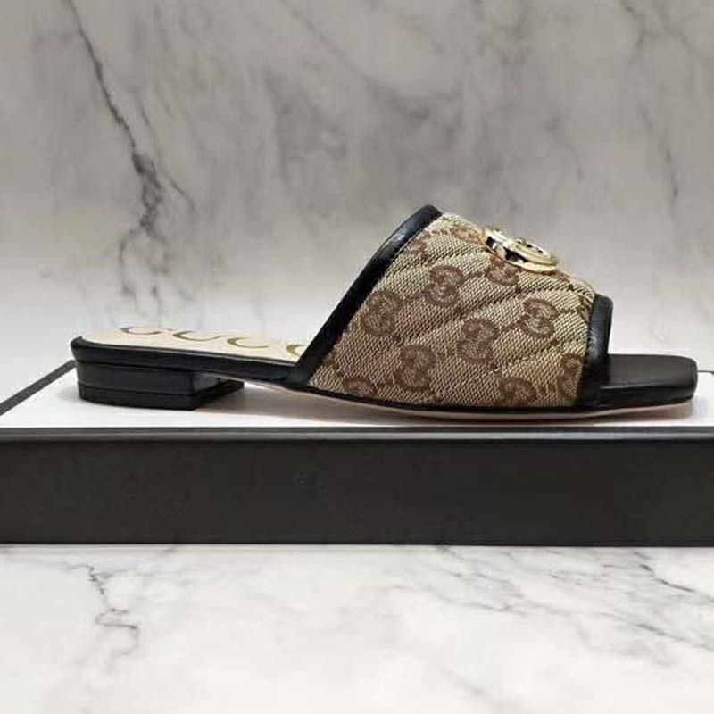 G*u*i women’s gg matelassé canvas slide sandal beige/ebony diagonal