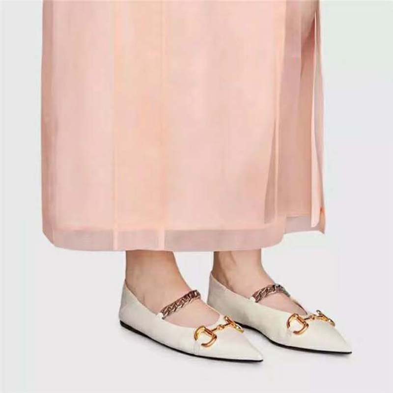 G*u*i women’s leather ballet flat with horsebit white leather