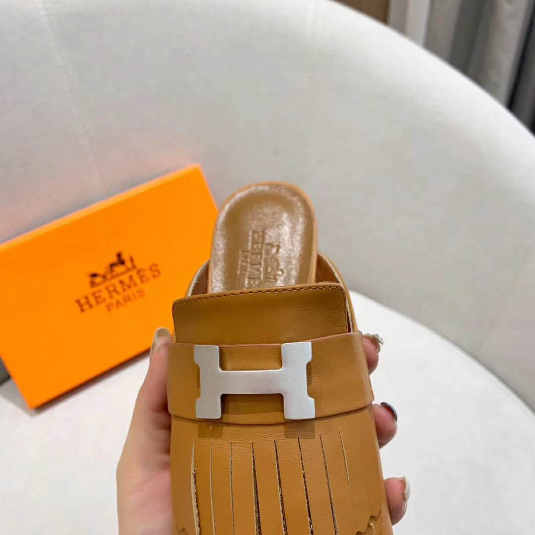 Hermes Women Alma Sandal Calfskin Fringe Detail Palladium Plated “H”-Brown