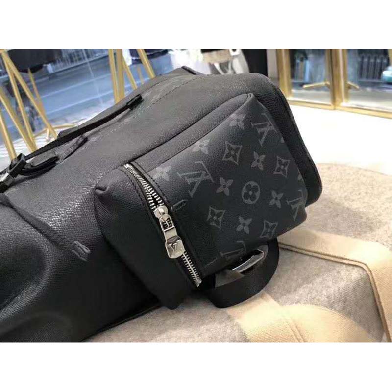 Louis Vuitton LV Unisex Outdoor Backpack Taiga Cowhide Leather-Black