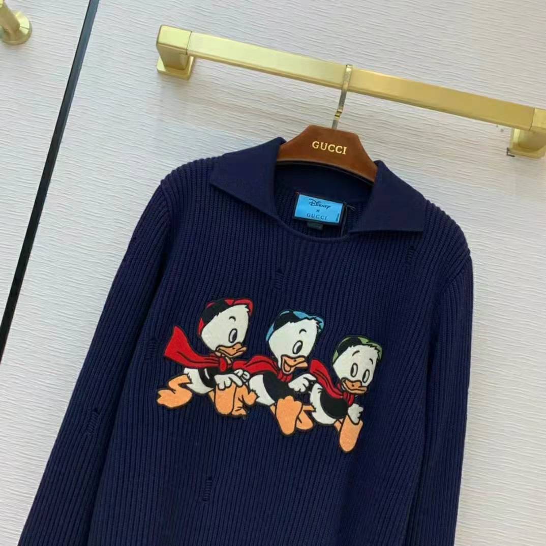 G*u*i women disney x G*u*i donald duck cotton wool sweater holes crewneck collar-navy