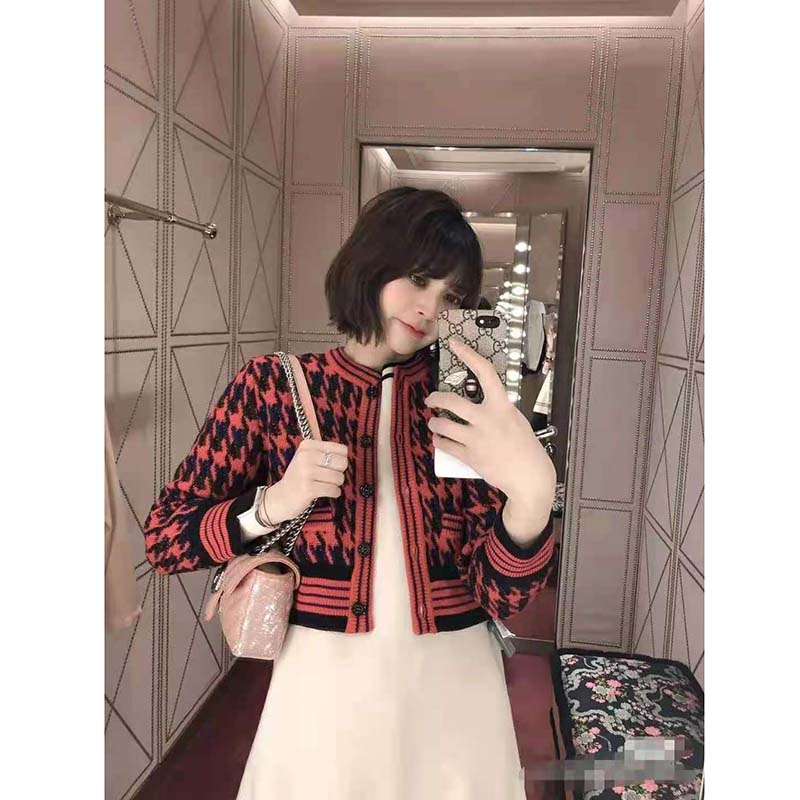 G*u*i women houndstooth wool cropped cardigan crew neck red and black