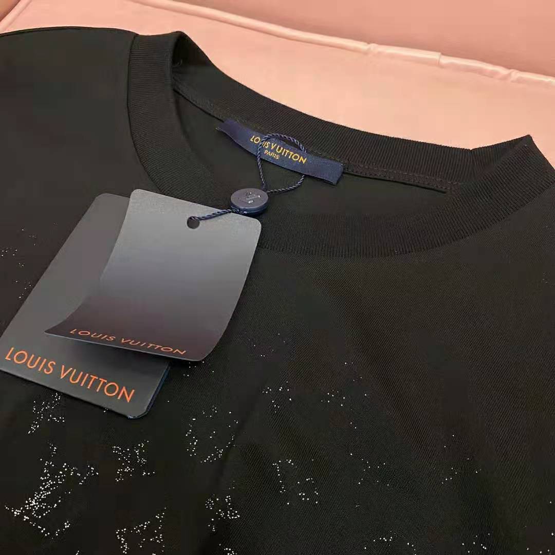 Louis Vuitton Women LVSE Monogram Gradient T-Shirt Cotton Regular Fit Black and White