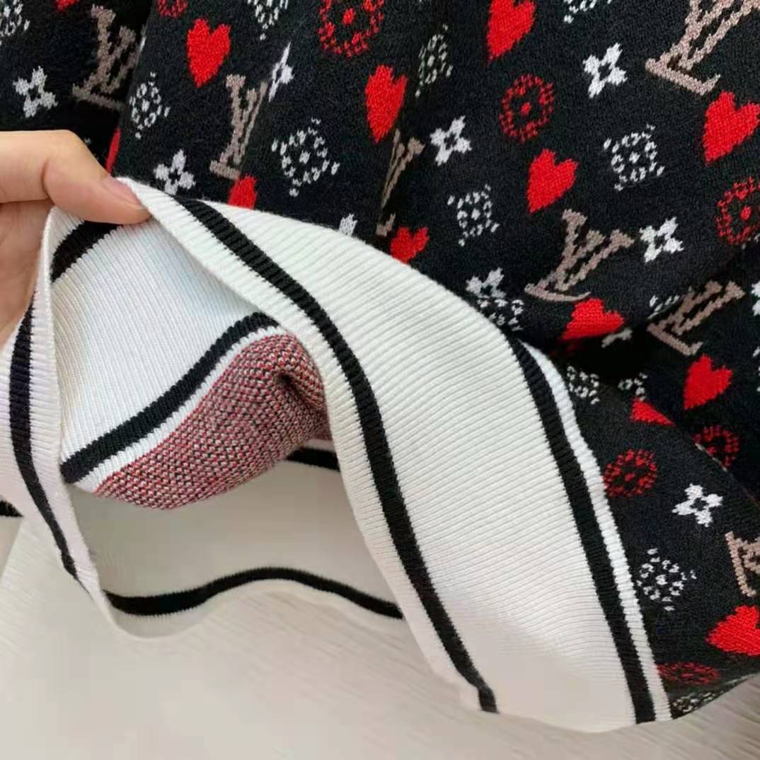 Louis Vuitton Women Game On Striped Hem Jacquard Knit Long-Sleeved Pullover Regular Fit