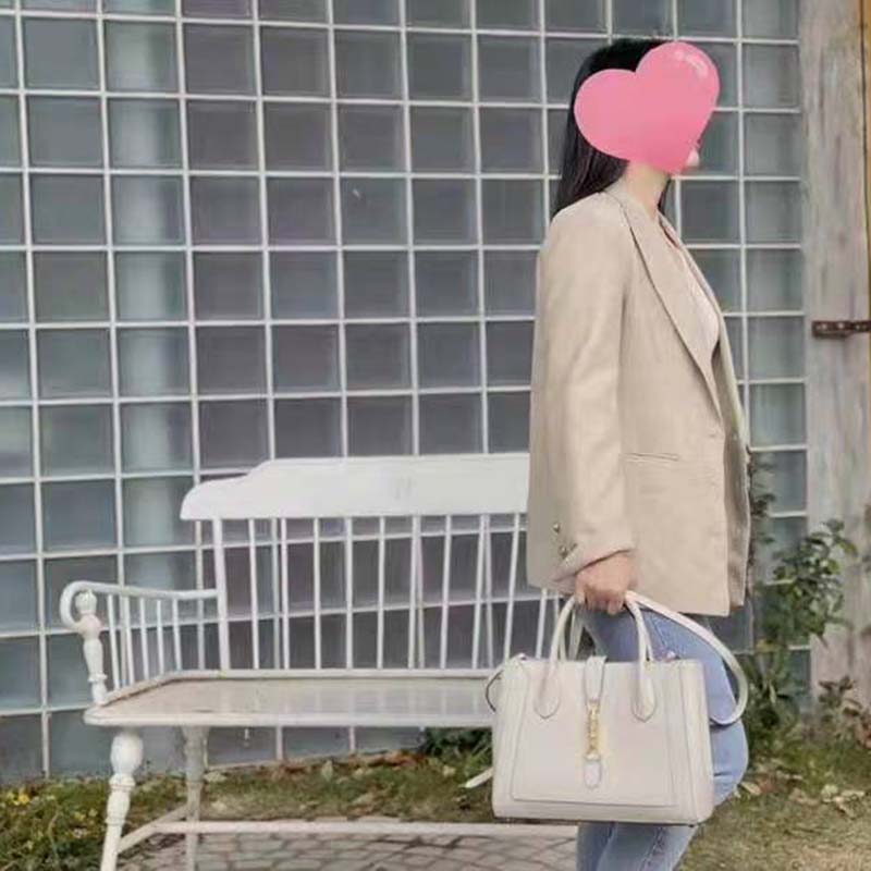 G*u*i gg unisex jackie 1961 medium tote bag white leather gold toned hardware