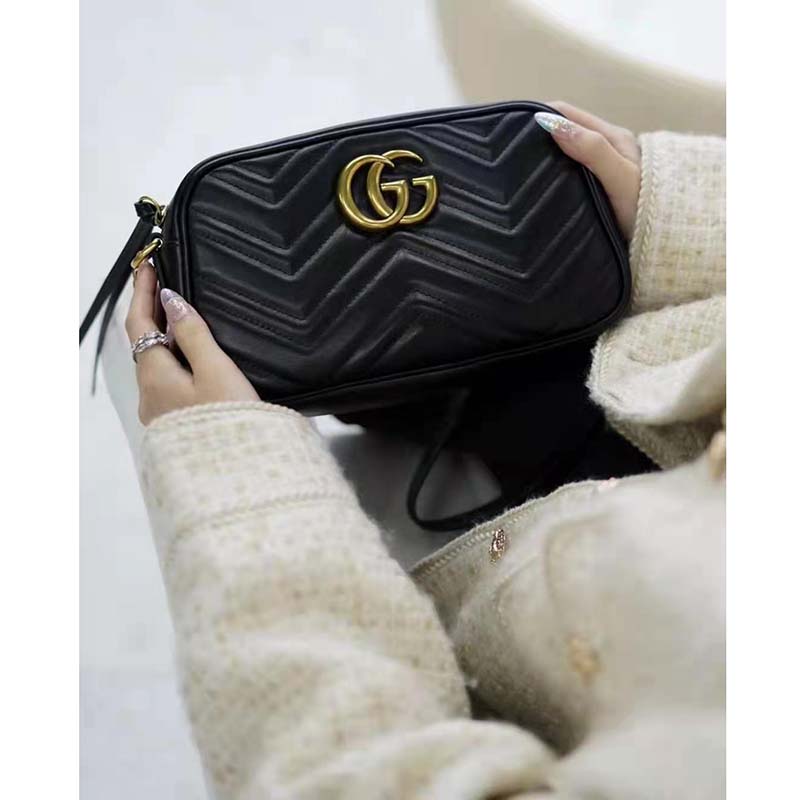 G*u*i gg women gg marmont small matelassé shoulder bag black double g