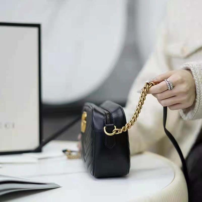G*u*i gg women gg marmont small matelassé shoulder bag black double g