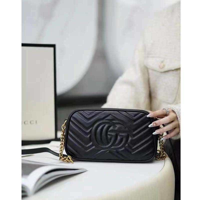 G*u*i gg women gg marmont small matelassé shoulder bag black double g