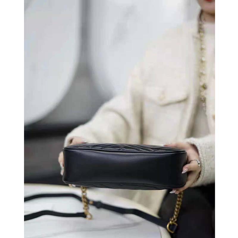 G*u*i gg women gg marmont small matelassé shoulder bag black double g