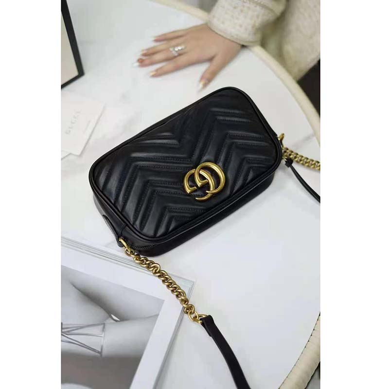 G*u*i gg women gg marmont small matelassé shoulder bag black double g