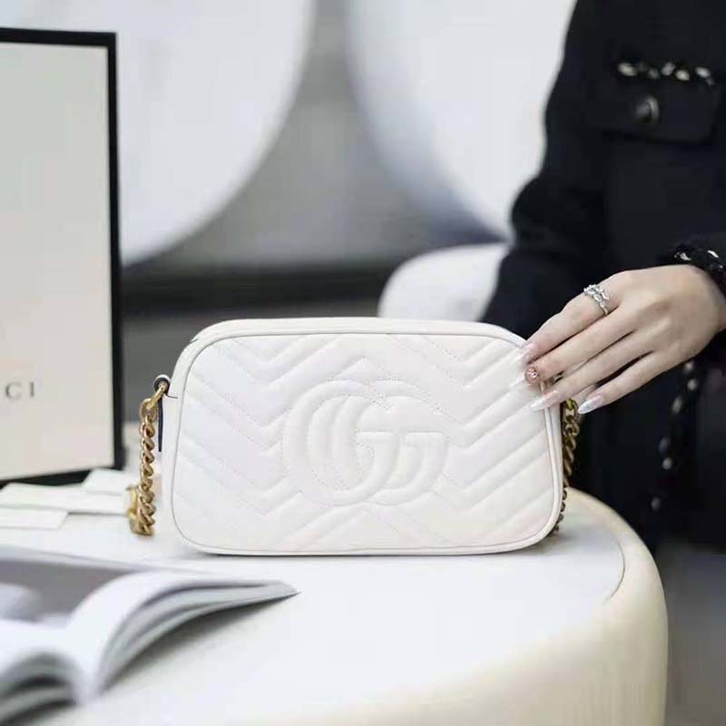 G*u*i gg women gg marmont small matelassé shoulder bag white double g
