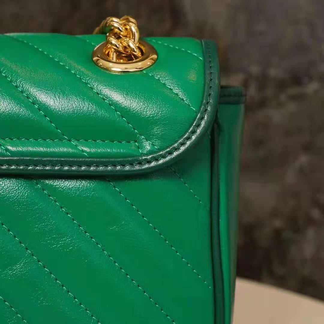 G*u*i gg women gg marmont small shoulder bag bright green diagonal matelassé leather