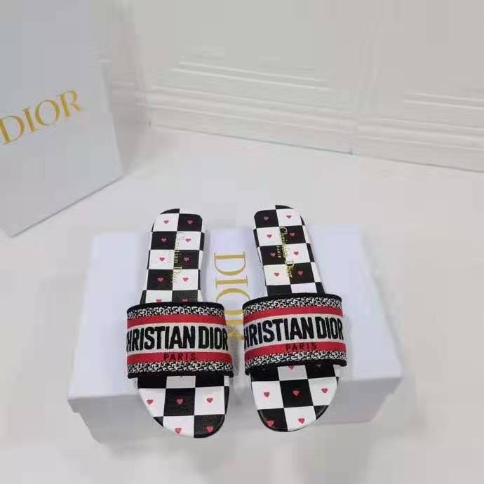 Dior Women Shoes Dway Dioramour Slide White Black Red D-Chess Heart Embroidered Cotton