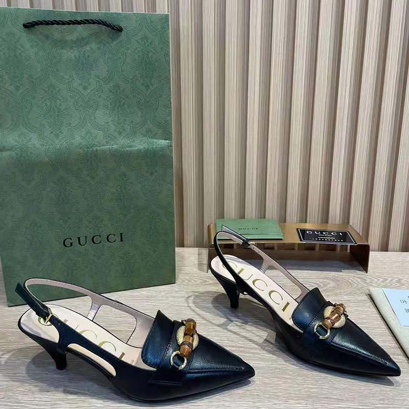 G*u*i gg women pump with bamboo horsebit black leather