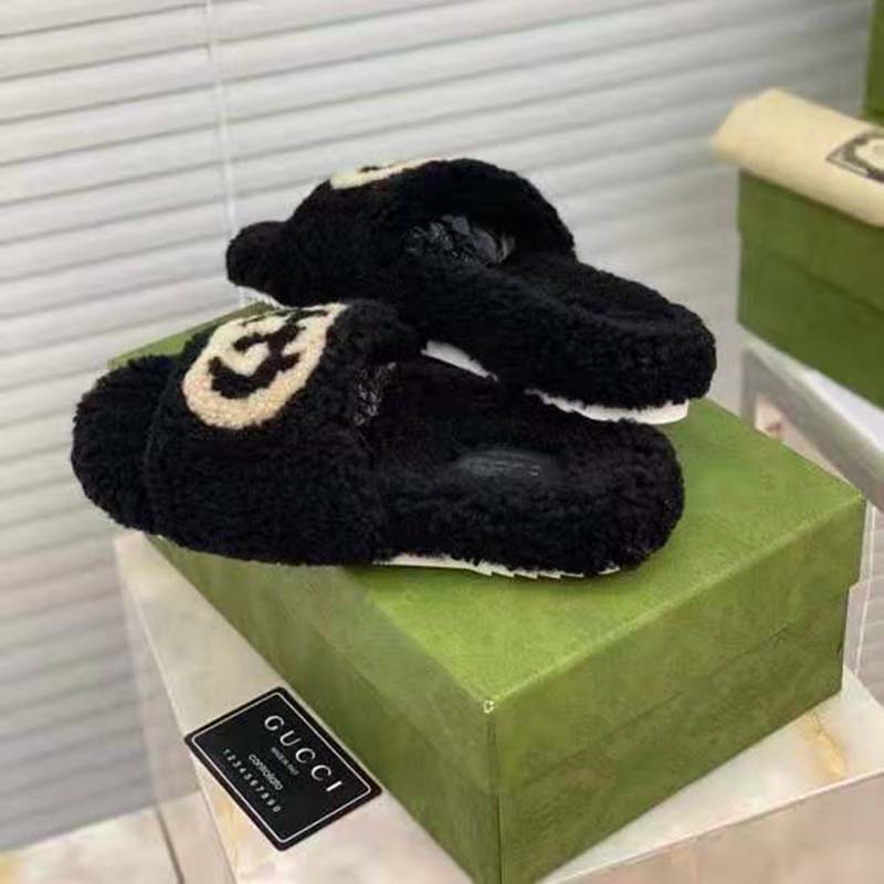 G*u*i gg women’s slide sandal with interlocking g black interlocking g merino wool