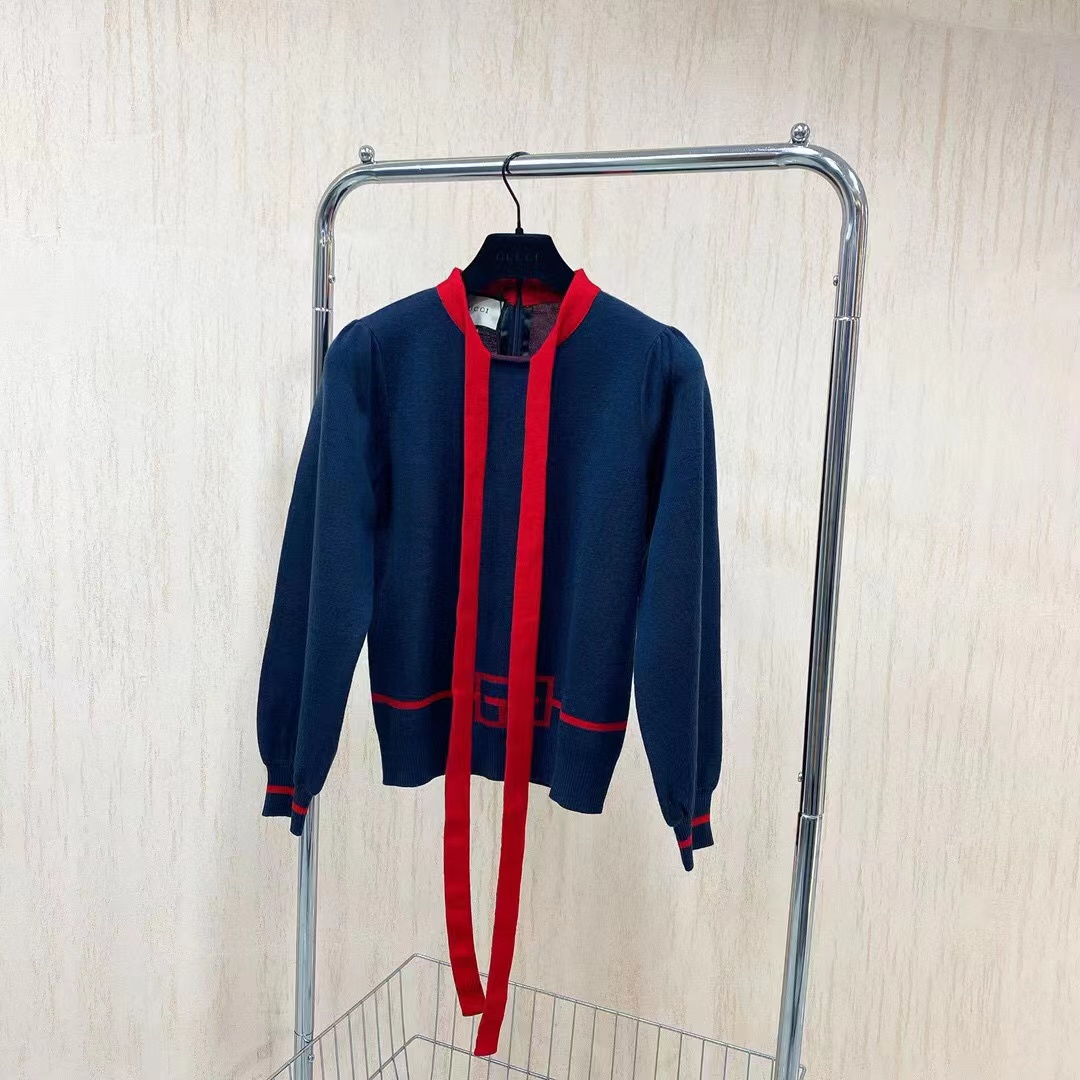 G*u*i women gg G*u*i 100 wool sweater blue puff sleeves