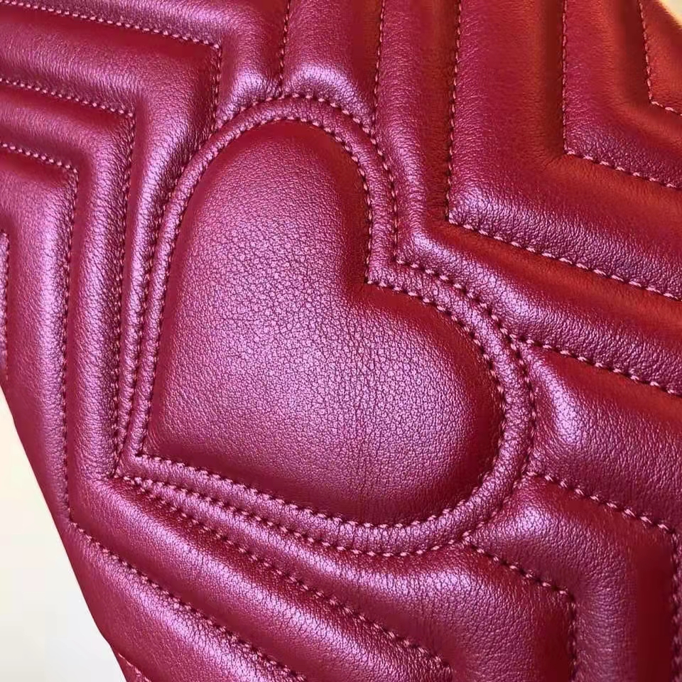 G*u*i gg women gg marmont small matelassé shoulder bag red double g
