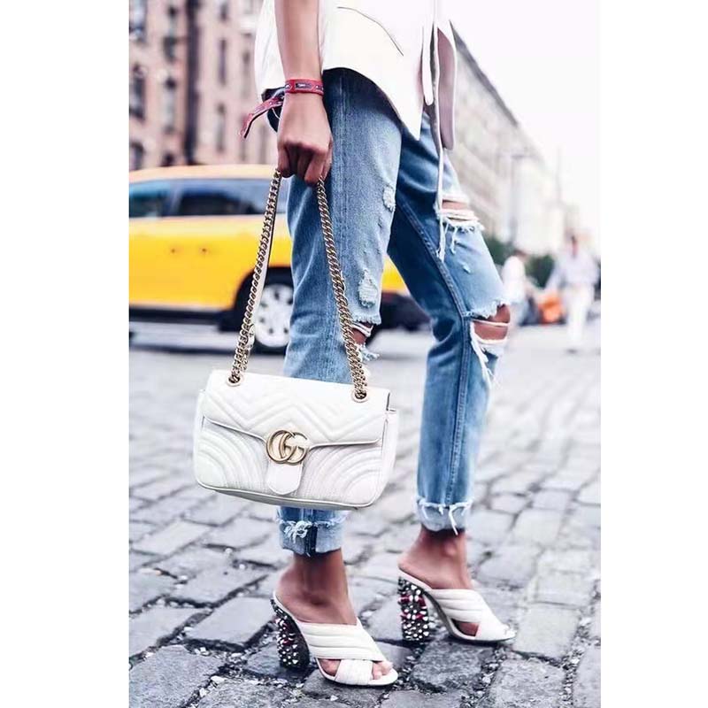 G*u*i gg women gg marmont small matelassé shoulder bag white double g