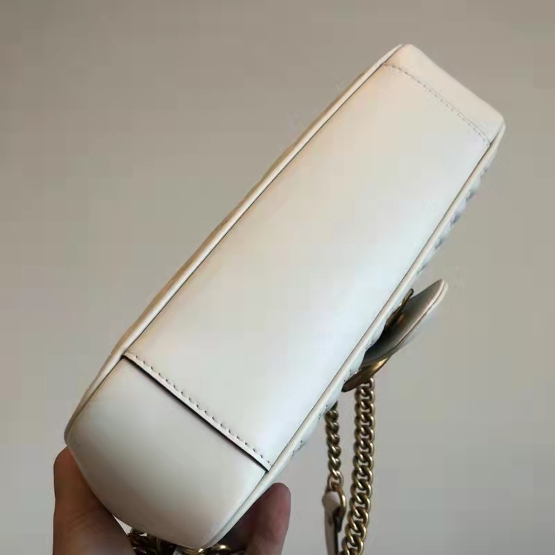 G*u*i gg women gg marmont small matelassé shoulder bag white double g