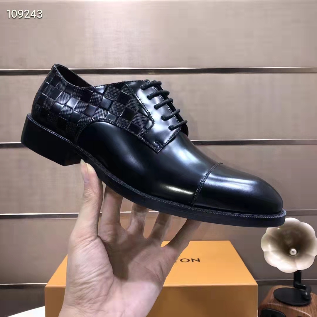 Louis Vuitton LV Men Minister Derby Damier Gglazed Calf Leather Graphite