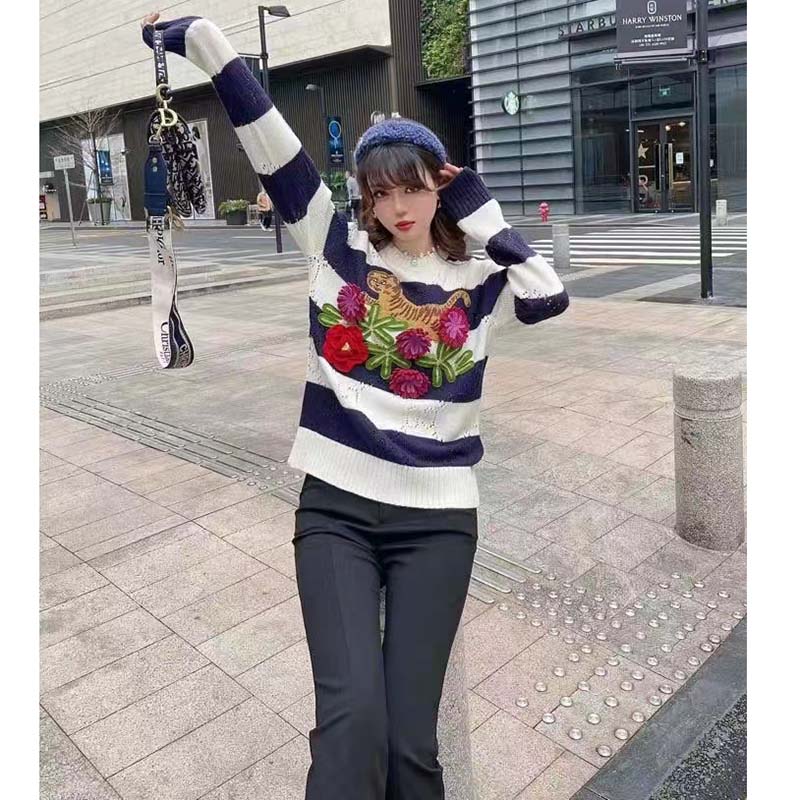 G*u*i gg women G*u*i tiger wool sweater embroidery tiger flower crewneck