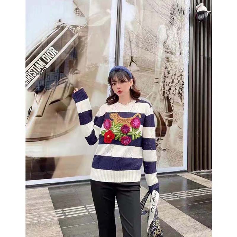 G*u*i gg women G*u*i tiger wool sweater embroidery tiger flower crewneck