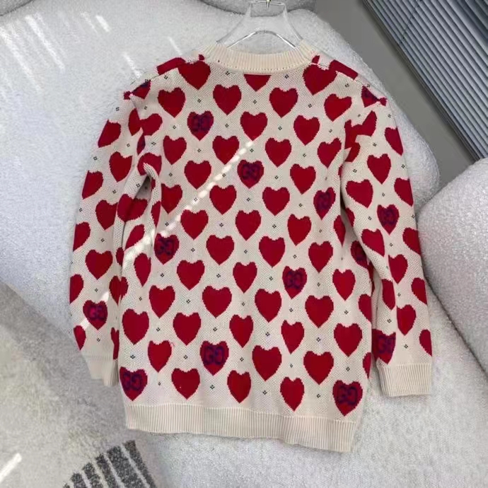 g*u*i women’s les pommes cotton heart sweater white He**ts knit cotton jacquard v-neck
