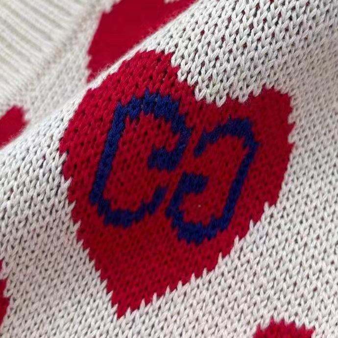 g*u*i women’s les pommes cotton heart sweater white He**ts knit cotton jacquard v-neck