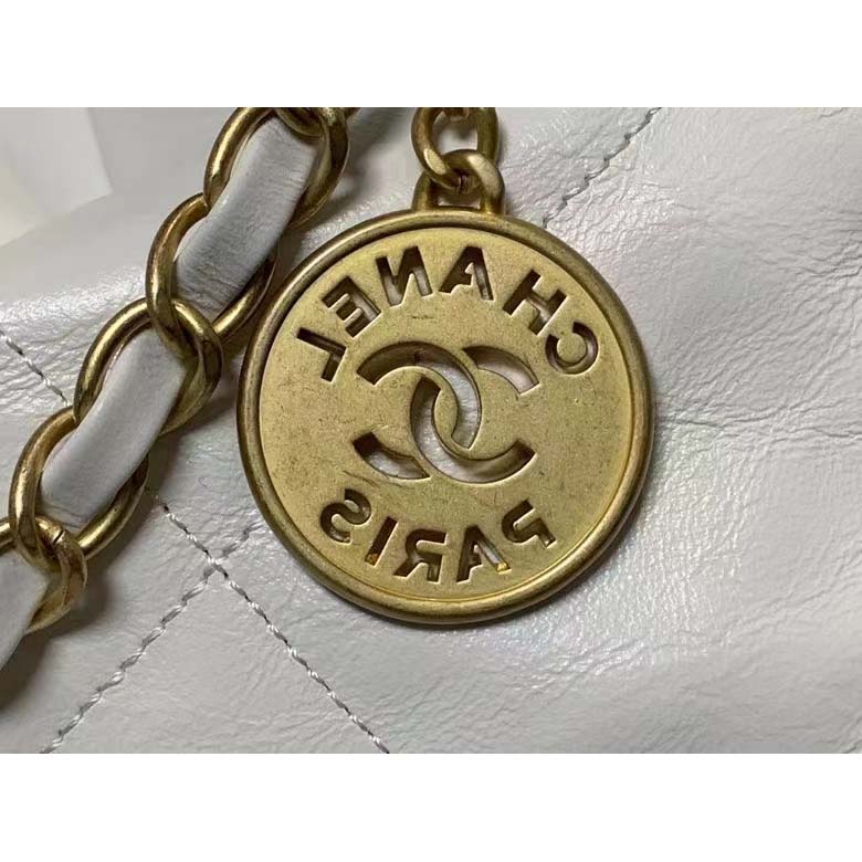 Chanel Women 22 Large Handbag Calfskin Gold-Tone Lacquered Metal