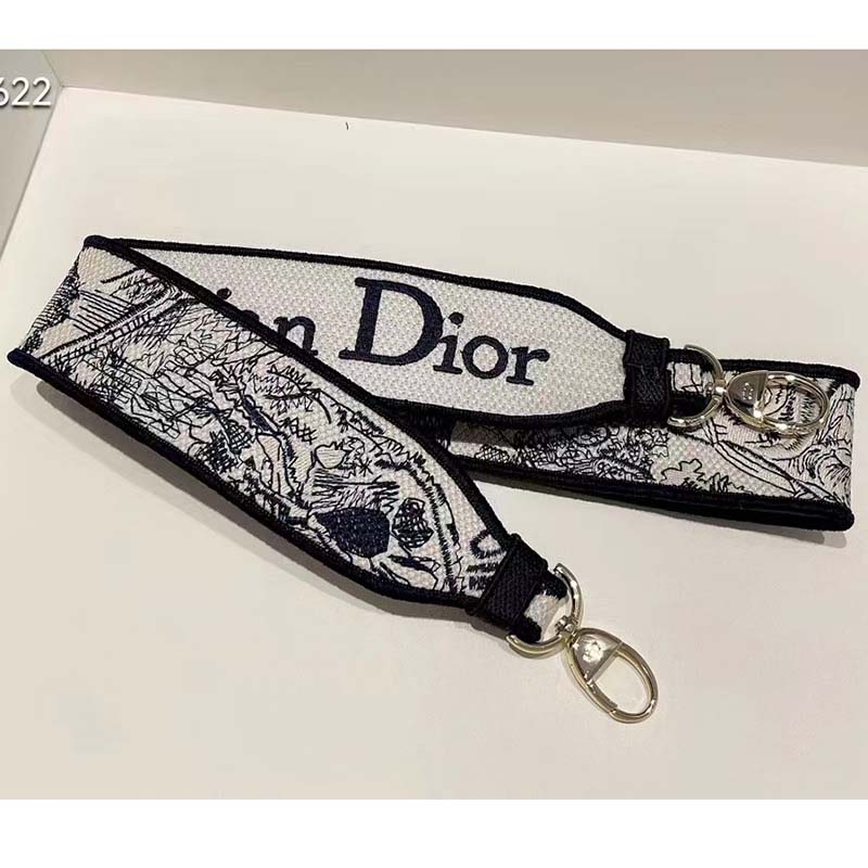 Dior Women CD Medium Lady D-Lite Bag Blue Toile De Jouy Embroidery