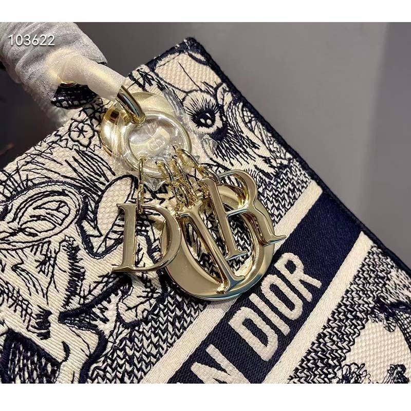 Dior Women CD Medium Lady D-Lite Bag Blue Toile De Jouy Embroidery