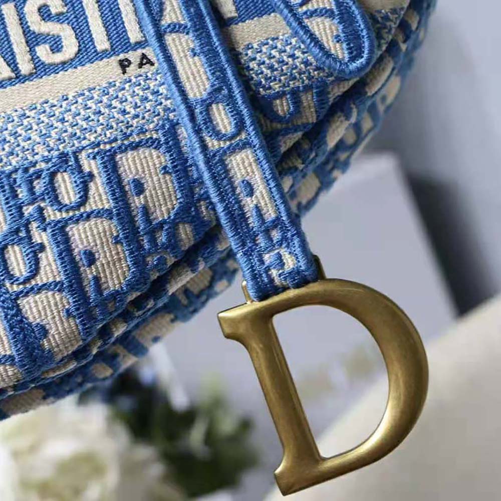 Dior Women Saddle Bag Cornflower Blue Dior Oblique Embroidery