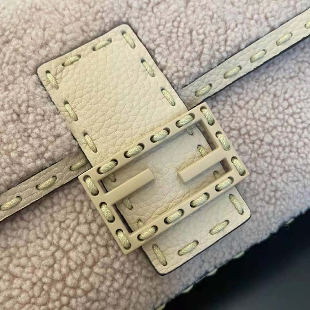 Fendi Women Baguette Pink Sheepskin Bag